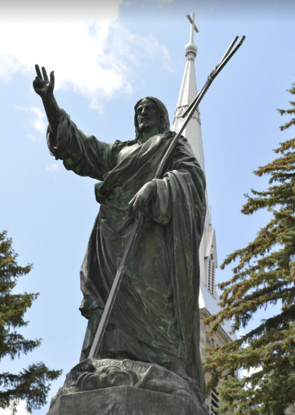 Statue of St Peter in Chains 